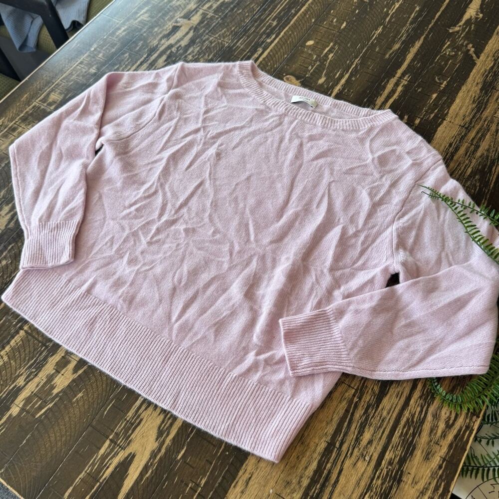Aritzia - Light Blush Pink 100% Cashmere Sweater – Size Medium - Picture 4 of 17